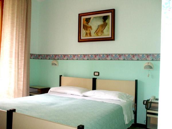 Hotel Bristol Pineto Exterior foto